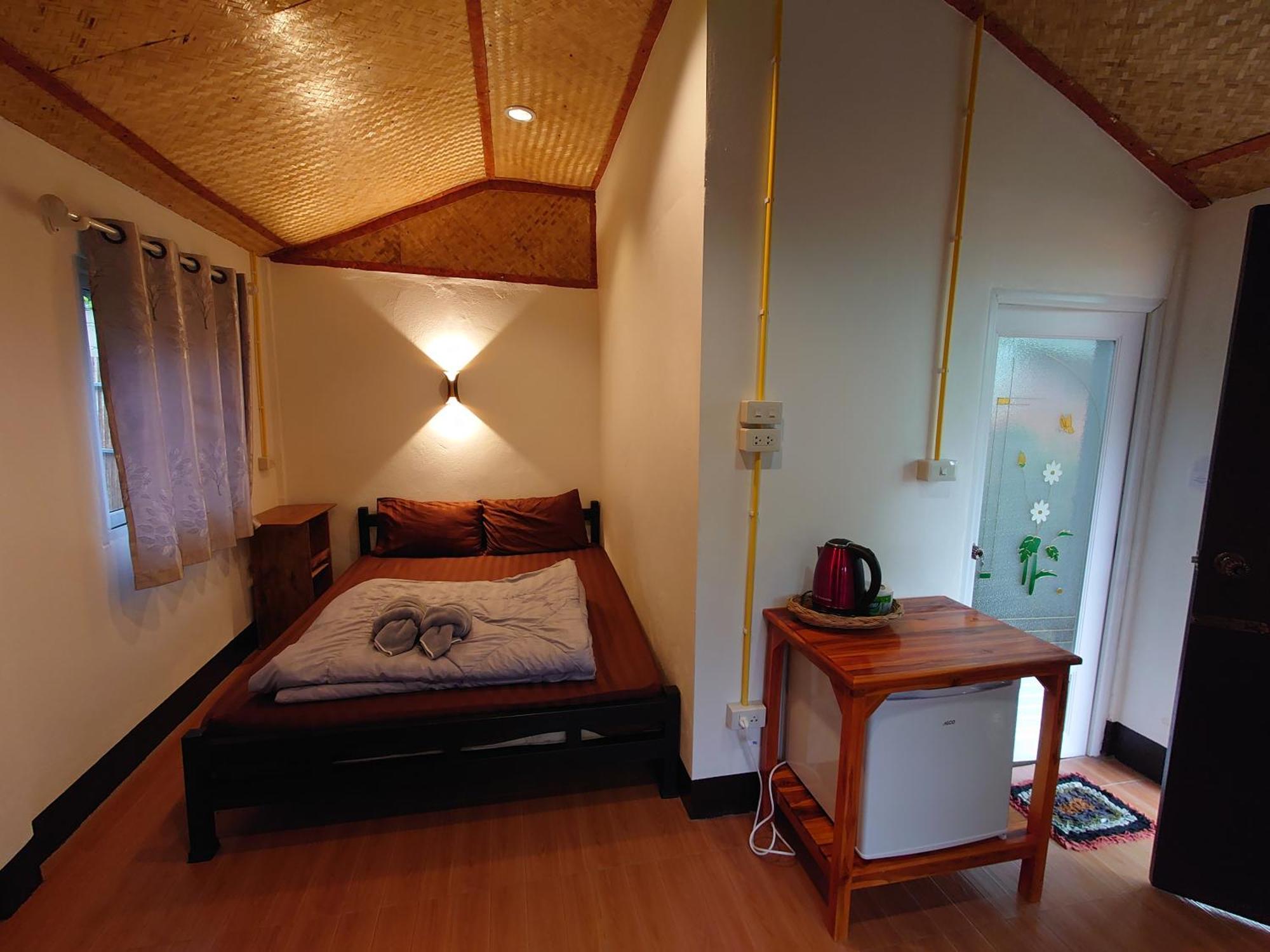 บ้านดินโฮมสเตย์ ปางอุ๋ง Ban Huai Makhuea Som Экстерьер фото